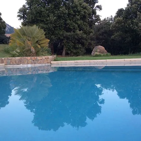 Lucia Villa